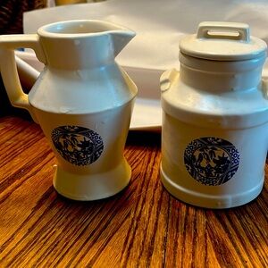 Vtg McCoy Pottery Blue Willow #330 Milk Can Jug sugar and creamer USA